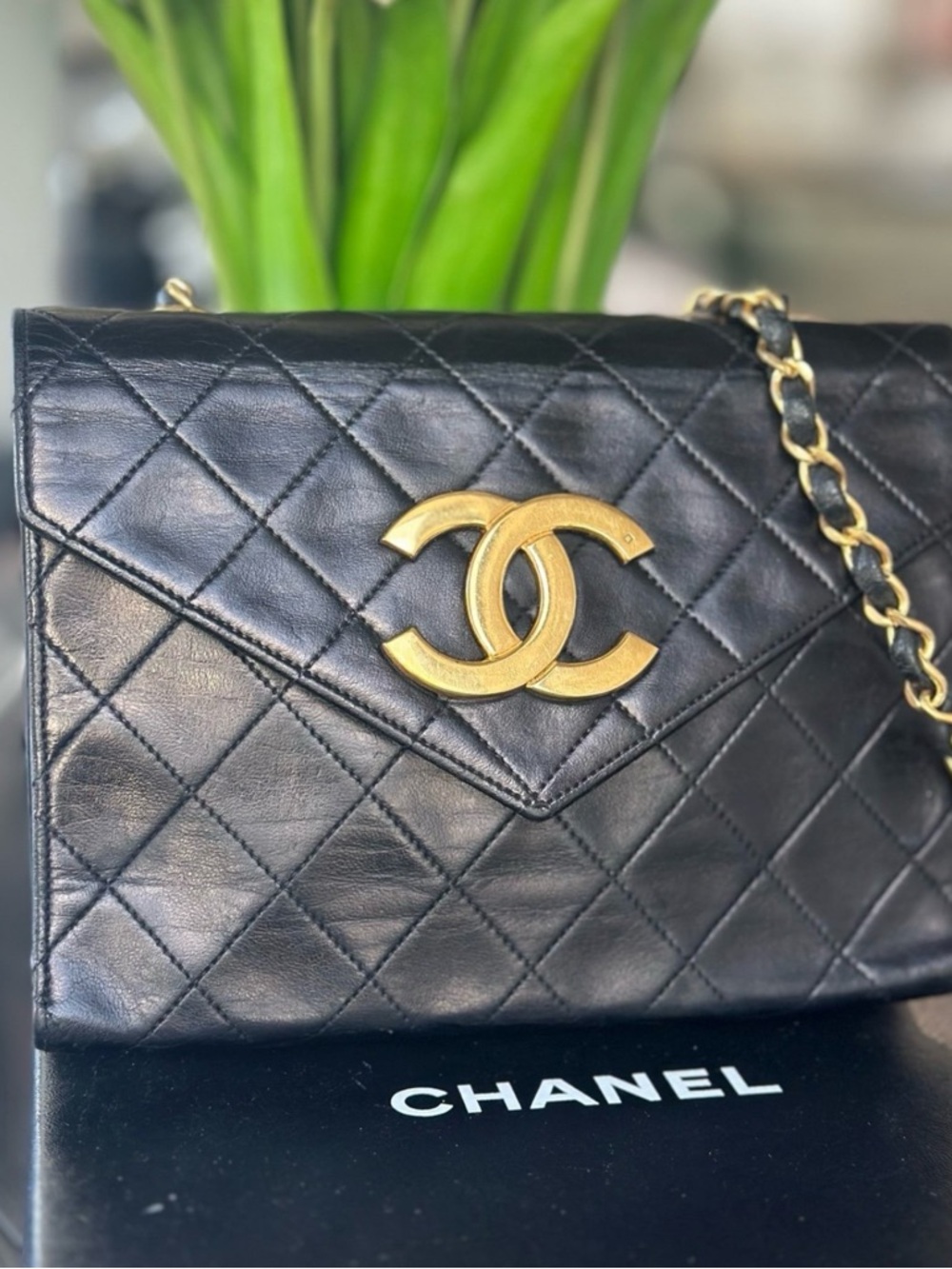 CHANEL Black Quilted Shoulder flap Bag with Gold CC Hardware